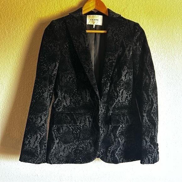 Frame Velvet Python Classic Blazer Black/Noir - Picture 4 of 16